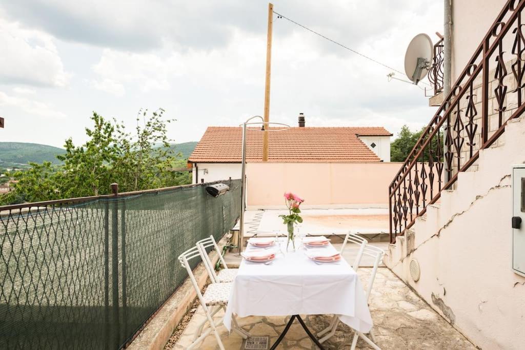 Holiday Home Goranka Zmijavci Екстериор снимка